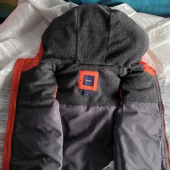 Orange Puffer Vest Baby Gap SZ 2YRS - Picture 4 of 5